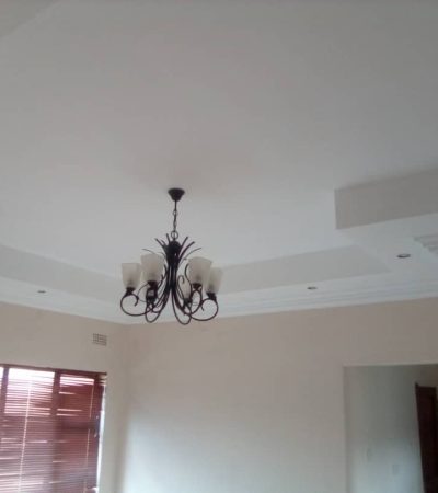 WhatsApp Image 2025-10-24 at 15.24.53 (2)